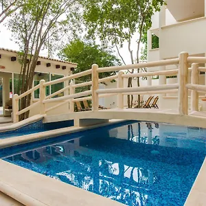 https://condo-casa-del-arbol.tulum-hotels.net